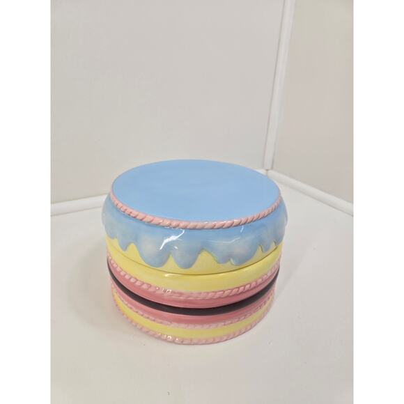 Pat-A-Cake 3 Tiered Ceramic Box Merry Go Round Cupcake Lid Storage Decor - Picture 10 of 10